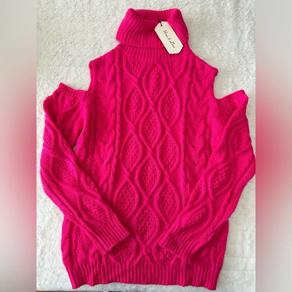 Vine & Love hot pink shoulder-less sweater - NWT - Picture 1 of 5